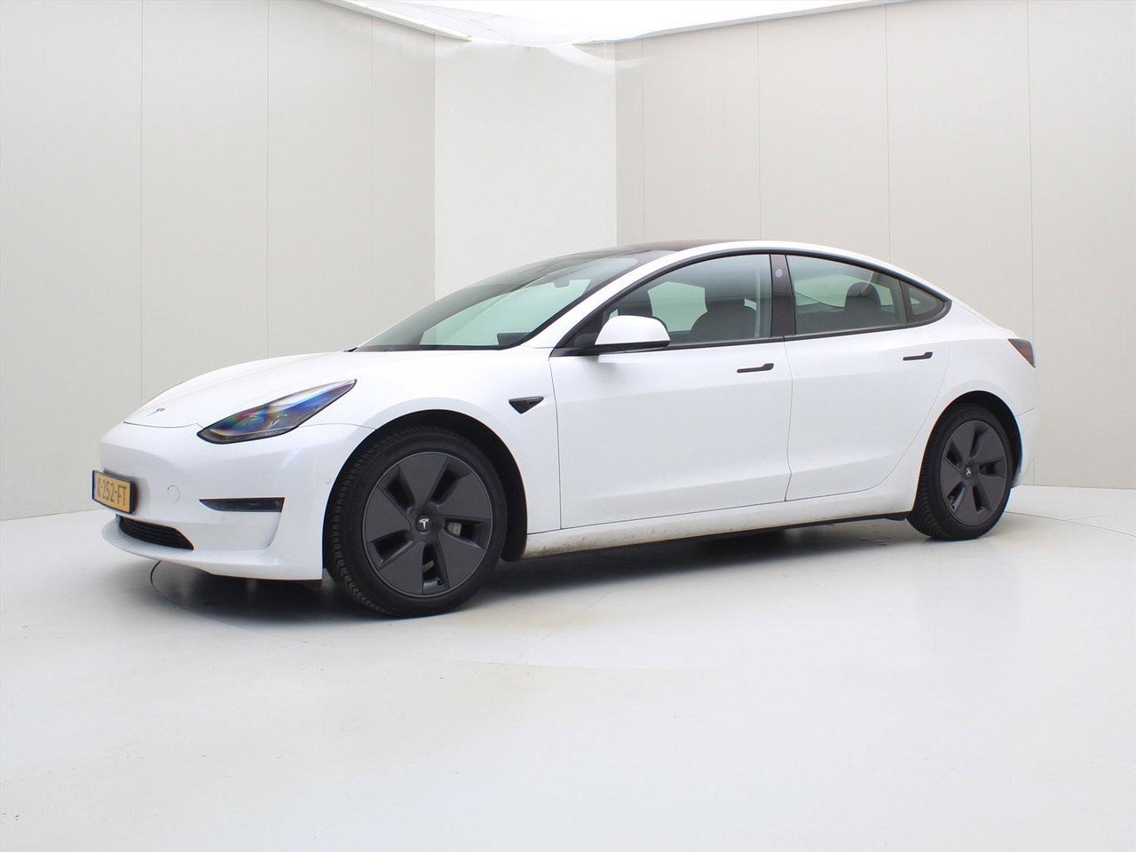 Tesla Model 3 Long-Range AWD 351pk 75 kWh FACELIFT [ TREKHAAK+WARMTEPOMP+AUTOPILOT+620KM WLTP+PREMIUM AUDIO ] 8
