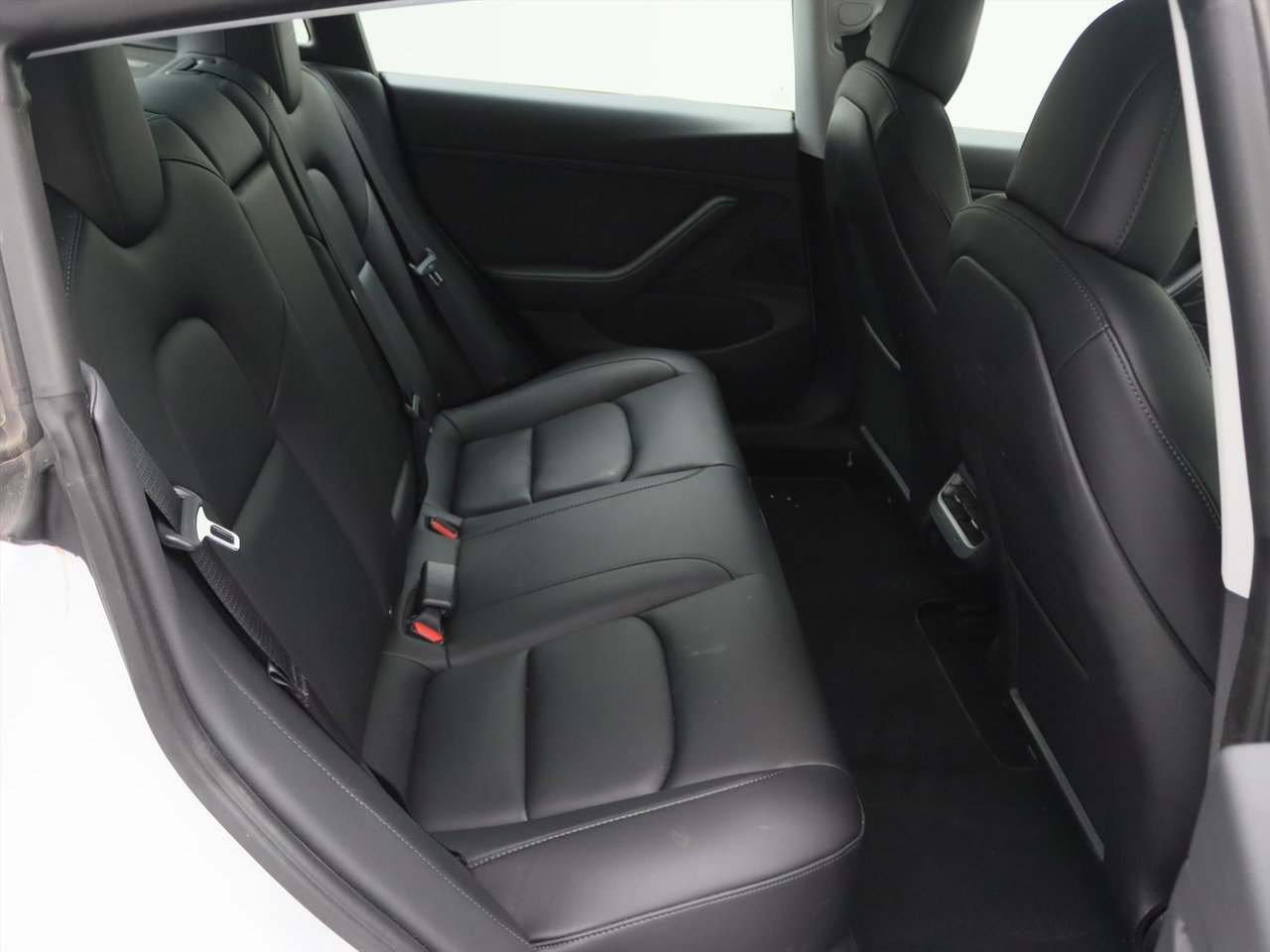 Tesla Model 3 Long-Range AWD 351pk 75 kWh FACELIFT [ TREKHAAK+WARMTEPOMP+AUTOPILOT+620KM WLTP+PREMIUM AUDIO ] 13