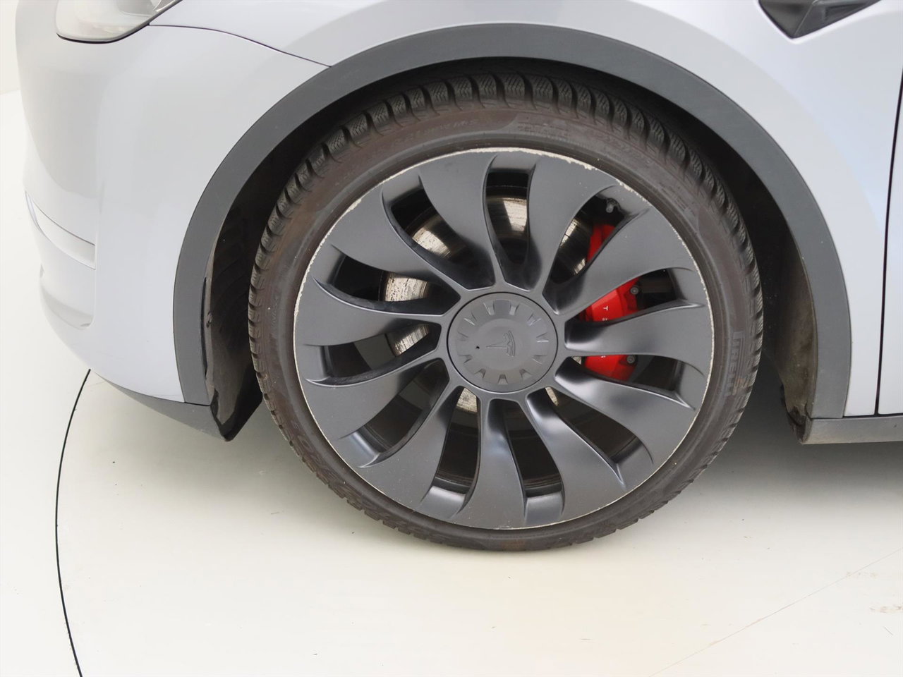 Tesla Model Y Performance 534pk AWD 91.5% SoH Quicksilver [ ENHANCED AUTOPILOT+21 INCH+WARMTEPOMP+RYZEN+PREMIUM AUDIO ] 24