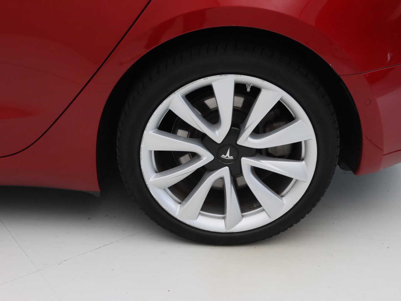 Tesla Model 3 Long-Range AWD 351pk 75 kWh [ AUTOPILOT+19 INCH+620KM WLTP+PREMIUM AUDIO ] 15