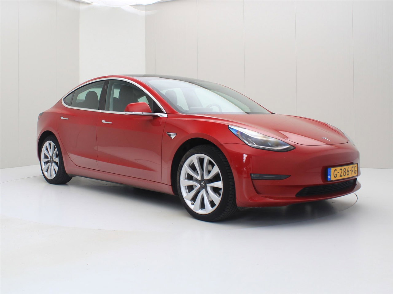 Tesla Model 3 Long-Range AWD 351pk 75 kWh [ AUTOPILOT+19 INCH+620KM WLTP+PREMIUM AUDIO ] 4