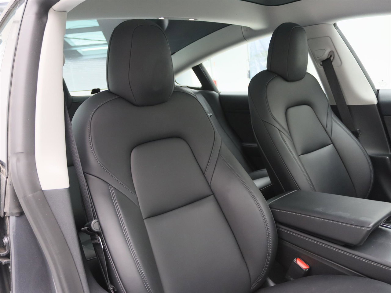 Tesla Model 3 Standard RWD Plus UPGRADE 92,4 % Soh [ AMD RYZEN+LFP-ACCU+WARMTEPOMP+AUTOPILOT+60 kWh+PREMIUM AUDIO ] 17