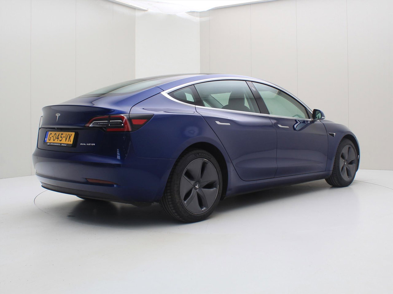 Tesla Model 3 Long-Range AWD 351pk 75 kWh [ AUTOPILOT+620KM WLTP+PREMIUM AUDIO ] 2