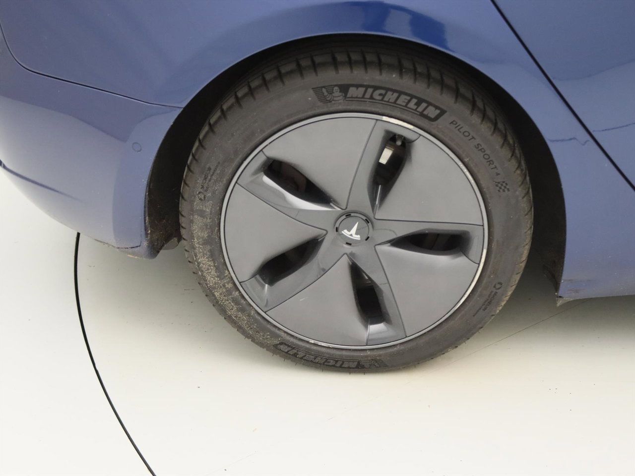 Tesla Model 3 Long-Range AWD 351pk 75 kWh [ AUTOPILOT+620KM WLTP+PREMIUM AUDIO ] 10