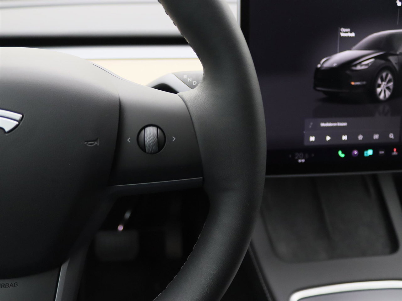 Tesla Model Y Standard RWD Plus 351pk 100% SoH [ TREKHAAK+LFP ACCU+AUTOPILOT+19 INCH+PREMIUM AUDIO ] 21