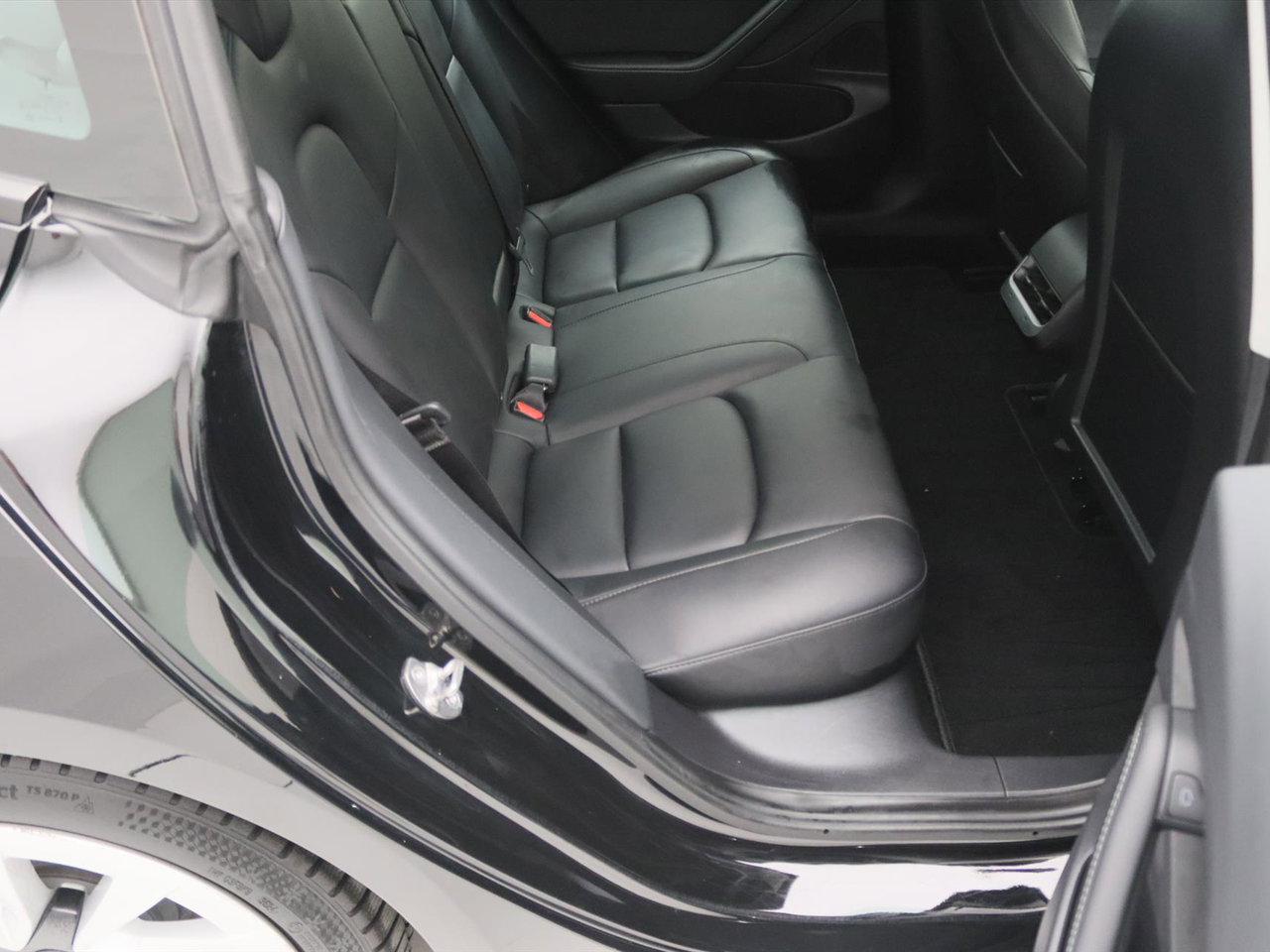 Tesla Model 3 Standard RWD Plus FACELIFT [ WARMTEPOMP+AUTOPILOT+60 kWh+PREMIUM AUDIO ] 4