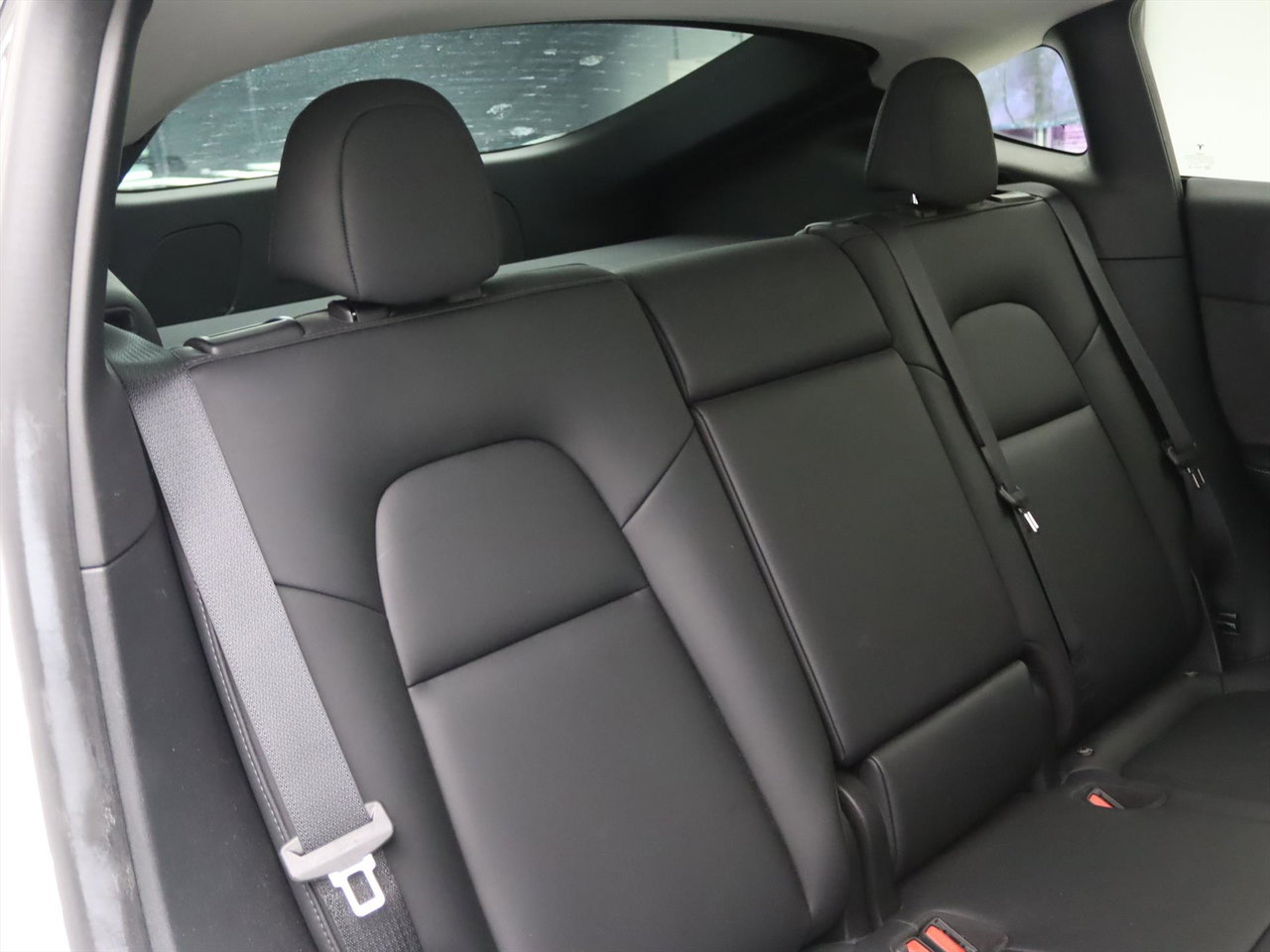 Tesla Model Y Standard RWD Plus 351pk 92.7% SoH [ LFP ACCU+AUTOPILOT+19 INCH+PREMIUM AUDIO ] 15