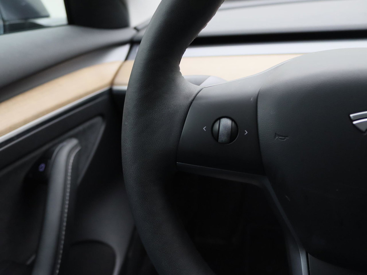 Tesla Model 3 Long-Range AWD 351pk 75 kWh UPGRADE 95% SoH [ RYZEN AMD+WARMTEPOMP+AUTOPILOT ] 20