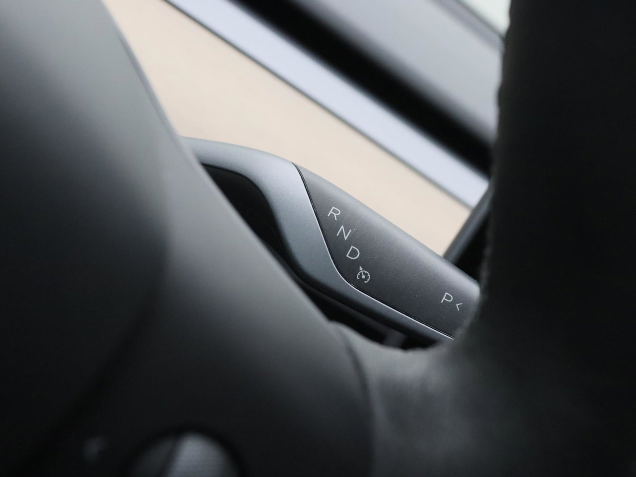 Tesla Model Y Long Range AWD 75kWh 351pk AMD RYZEN [ AUTOPILOT+20 INCH+PREMIUM AUDIO ] 19