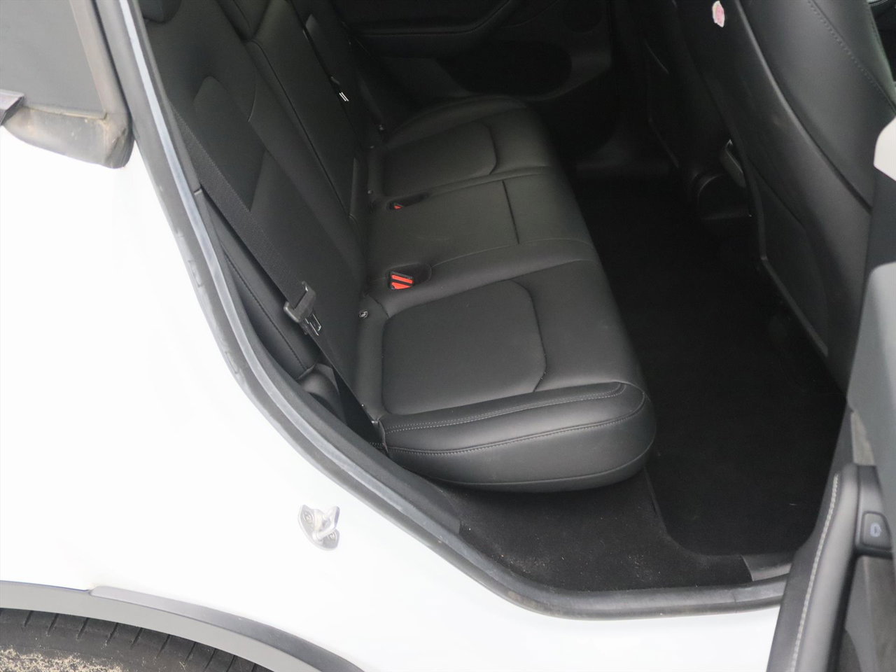 Tesla Model Y Standard RWD Plus 351pk 92,5% SoH [ LFP ACCU+AUTOPILOT+19 INCH+PREMIUM AUDIO ] 16