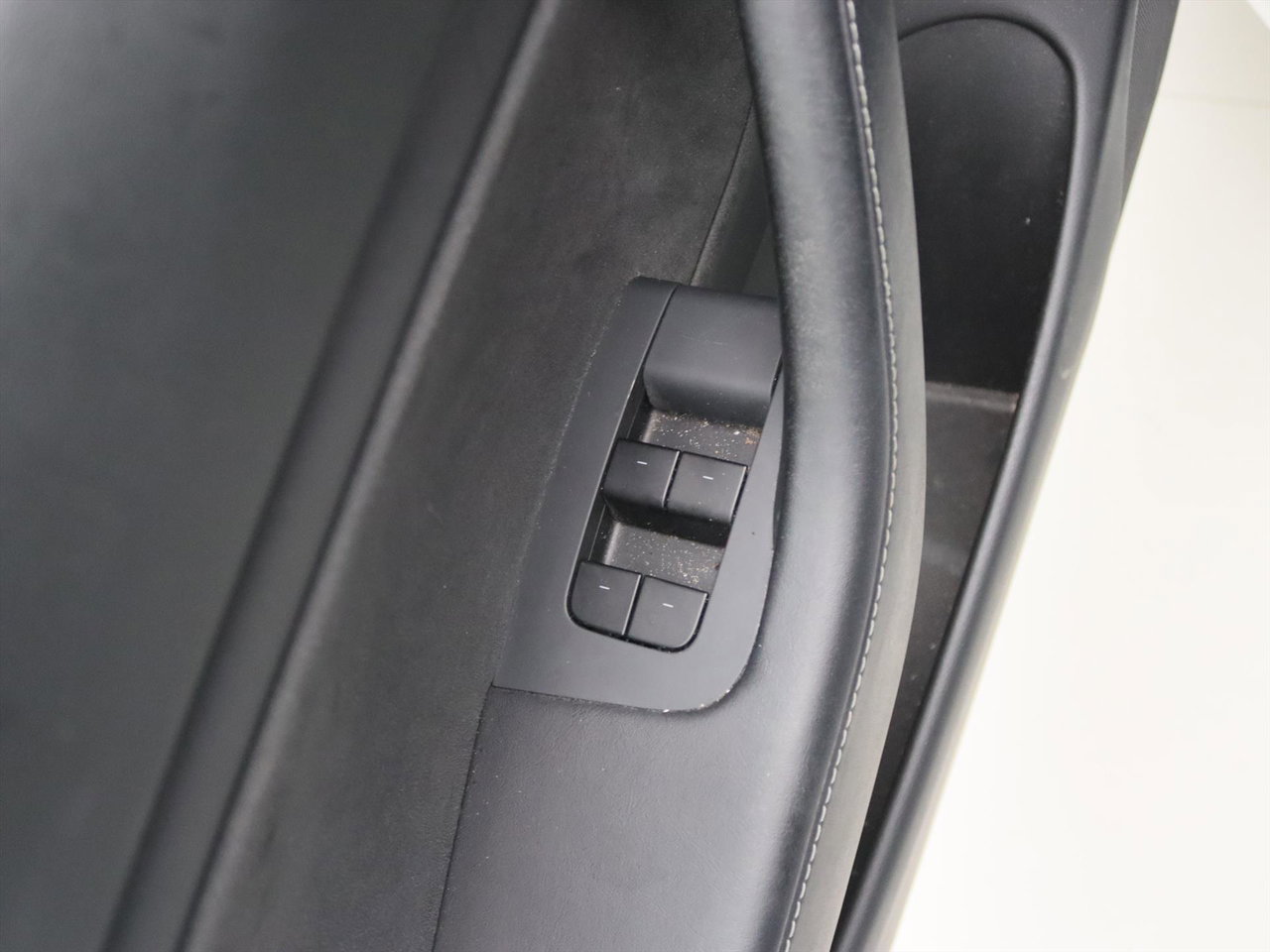 Tesla Model 3 Long-Range AWD 351pk 75 kWh FACELIFT [ WARMTEPOMP+AUTOPILOT+620KM WLTP ] 28