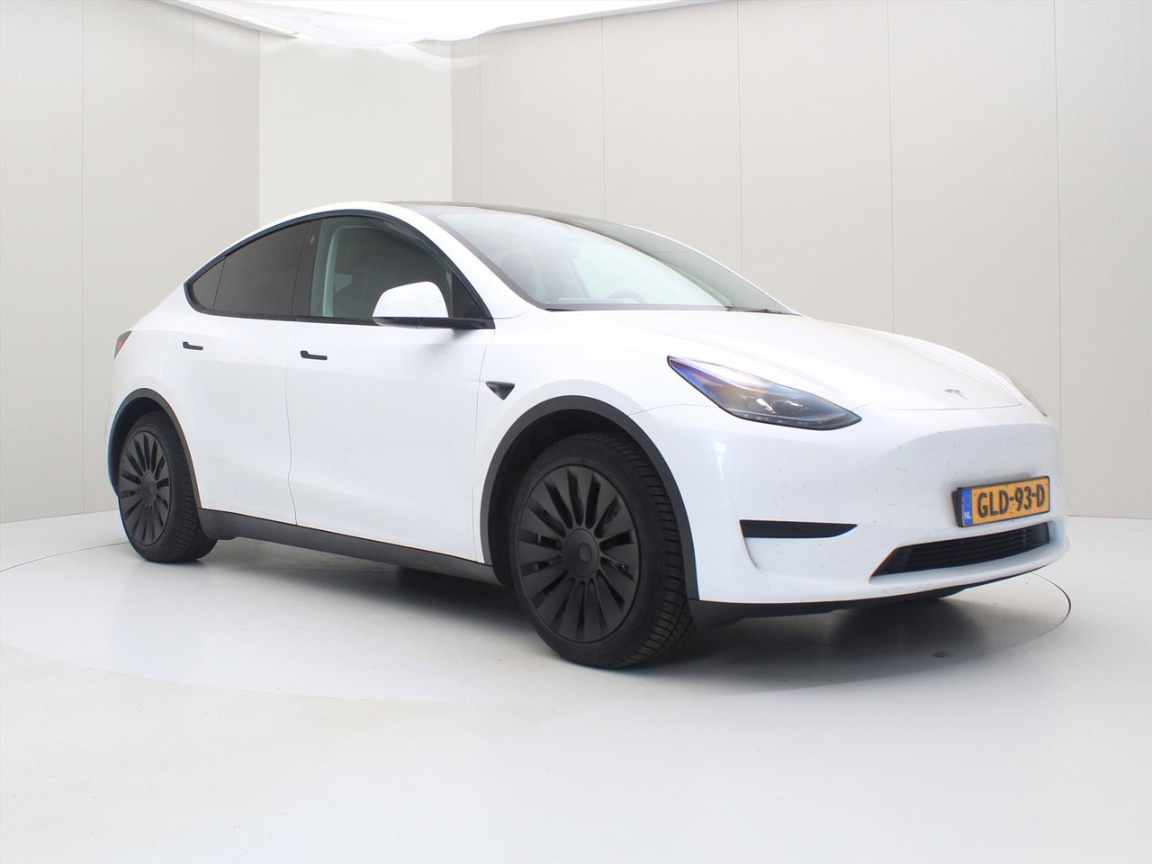 Tesla Model Y Standard RWD Plus 351pk AMD RYZEN [ LFP ACCU+FSD+19 INCH+PREMIUM AUDIO ] 4