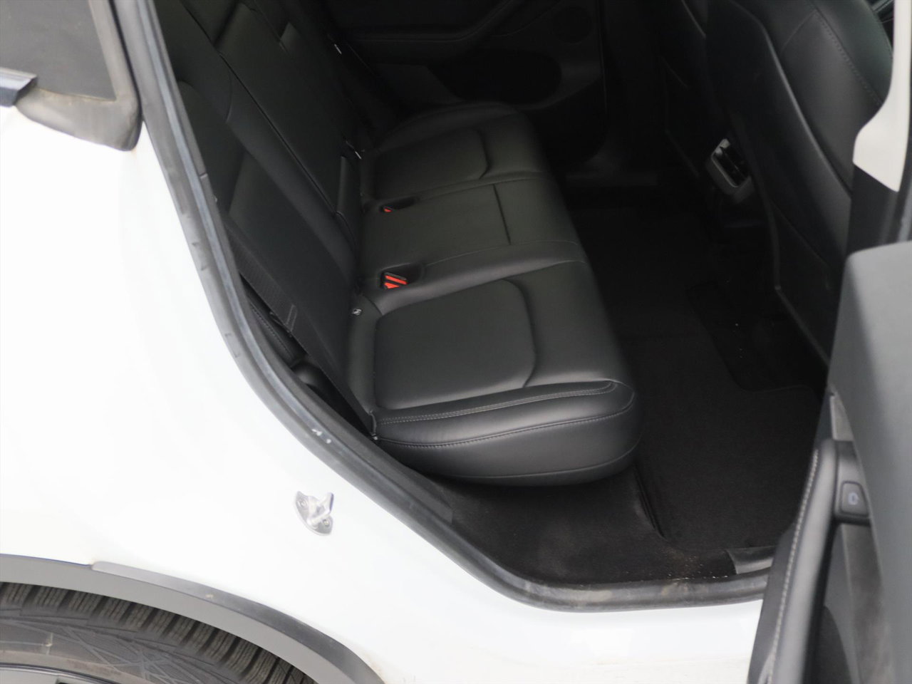 Tesla Model Y Standard RWD Plus 351pk AMD RYZEN [ LFP ACCU+FSD+19 INCH+PREMIUM AUDIO ] 10