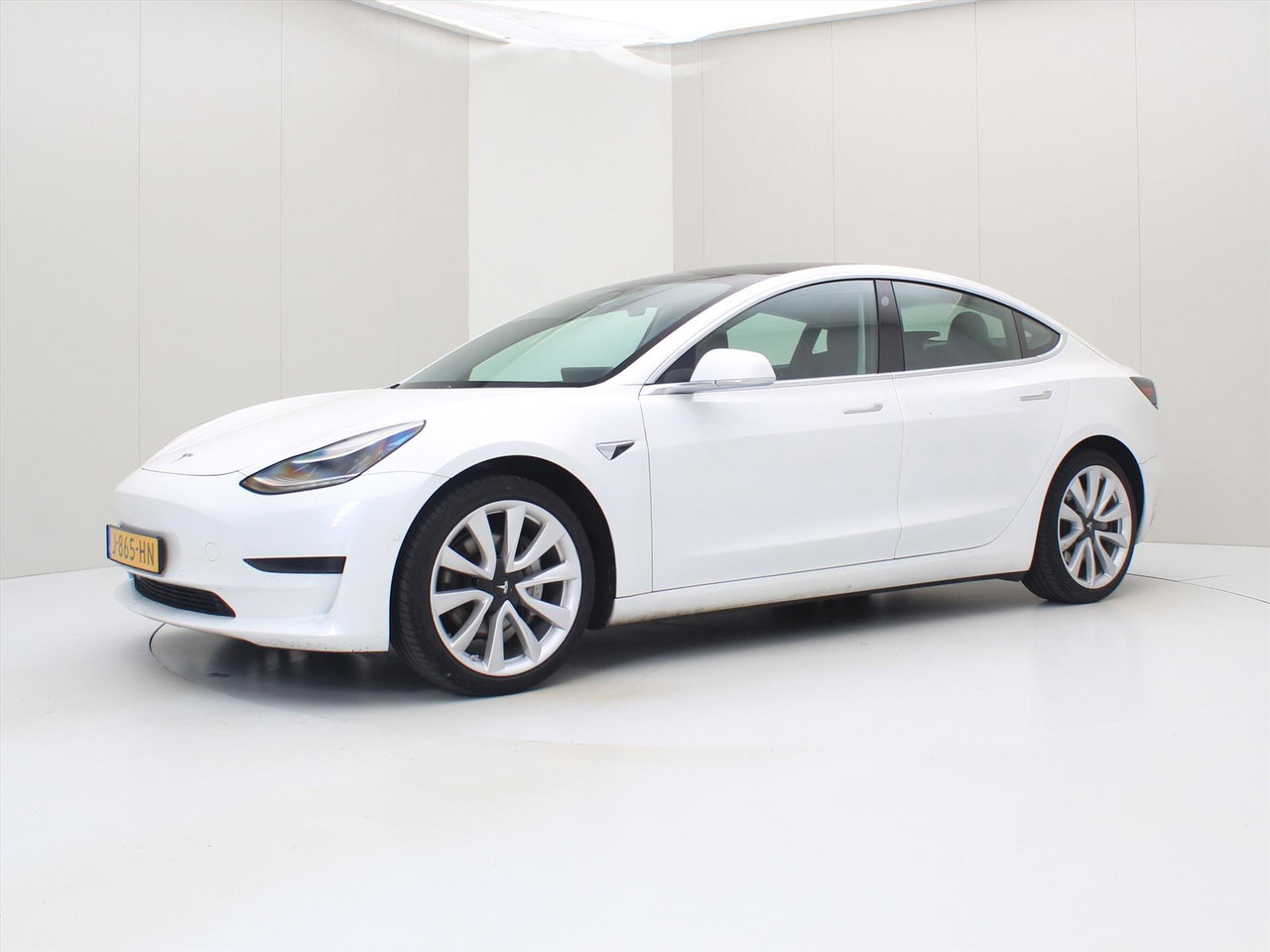 Tesla Model 3 Standard RWD Plus [ AUTOPILOT+19 INCH+60 kWh+PREMIUM AUDIO ] 7