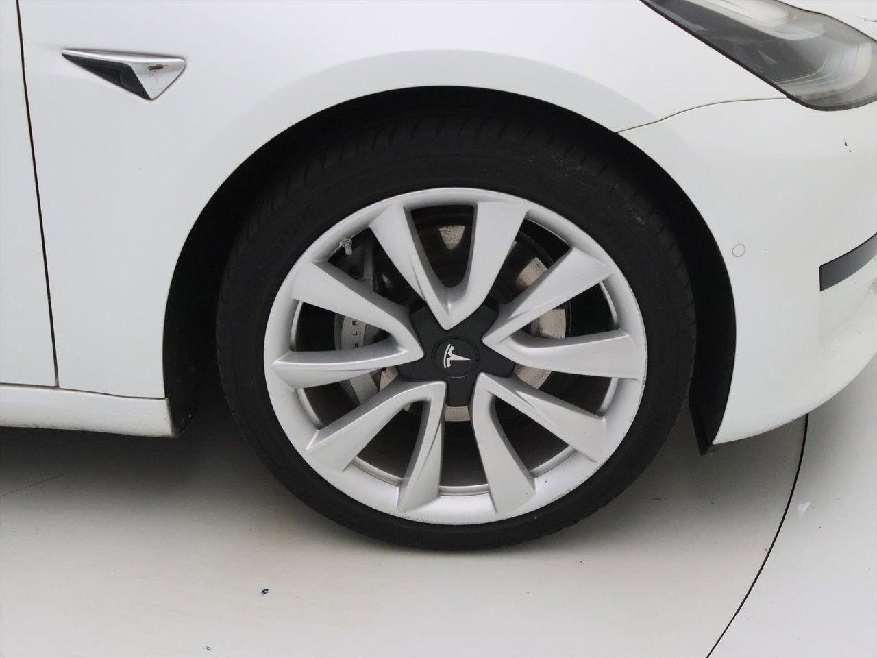 Tesla Model 3 Standard RWD Plus [ AUTOPILOT+19 INCH+60 kWh+PREMIUM AUDIO ] 9