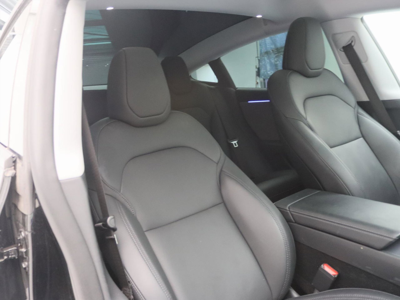 Tesla Model 3 Tesla Model 3 Standard RWD Plus HIGHLAND [ HW4+LFP-ACCU+AUTOPILOT+60 kWh+PREMIUM AUDIO ] 21