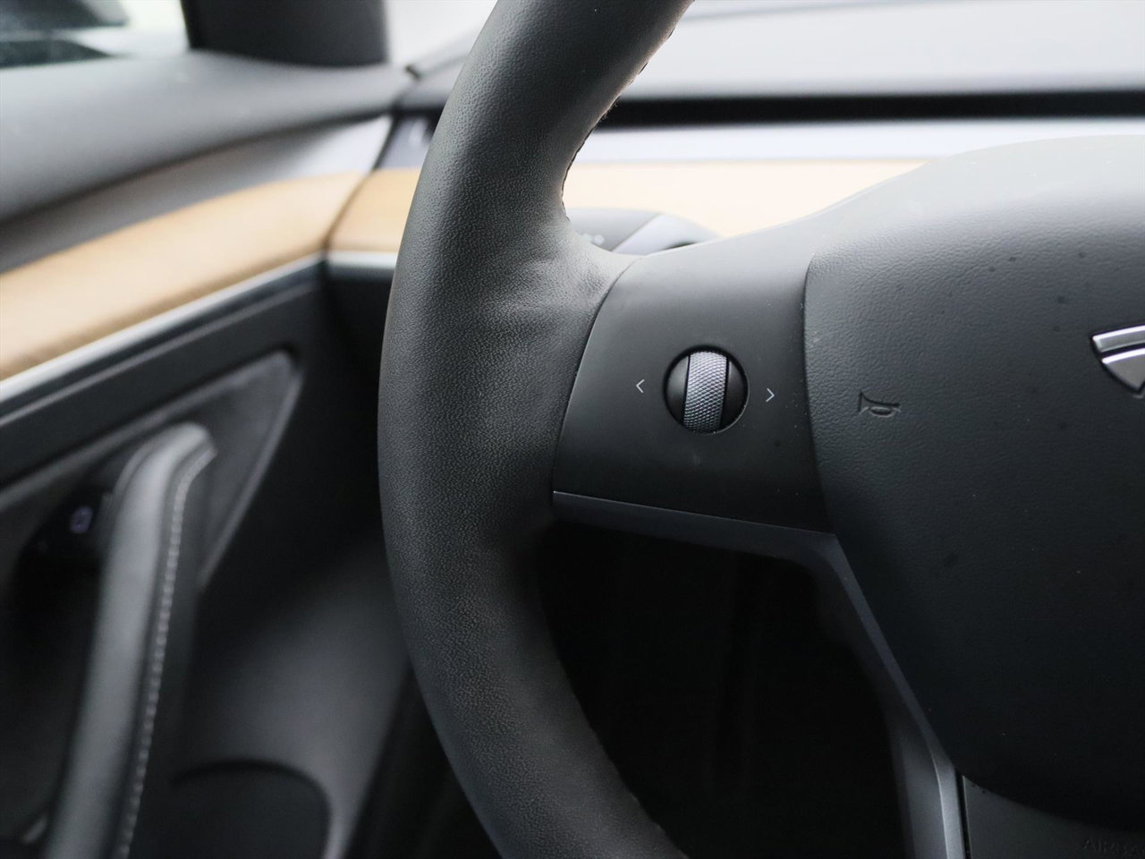 Tesla Model 3 Standard RWD Plus 89.1% SoH FACELIFT [ LFP-ACCU+WARMTEPOMP+AUTOPILOT+60 kWh+PREMIUM AUDIO ] 26