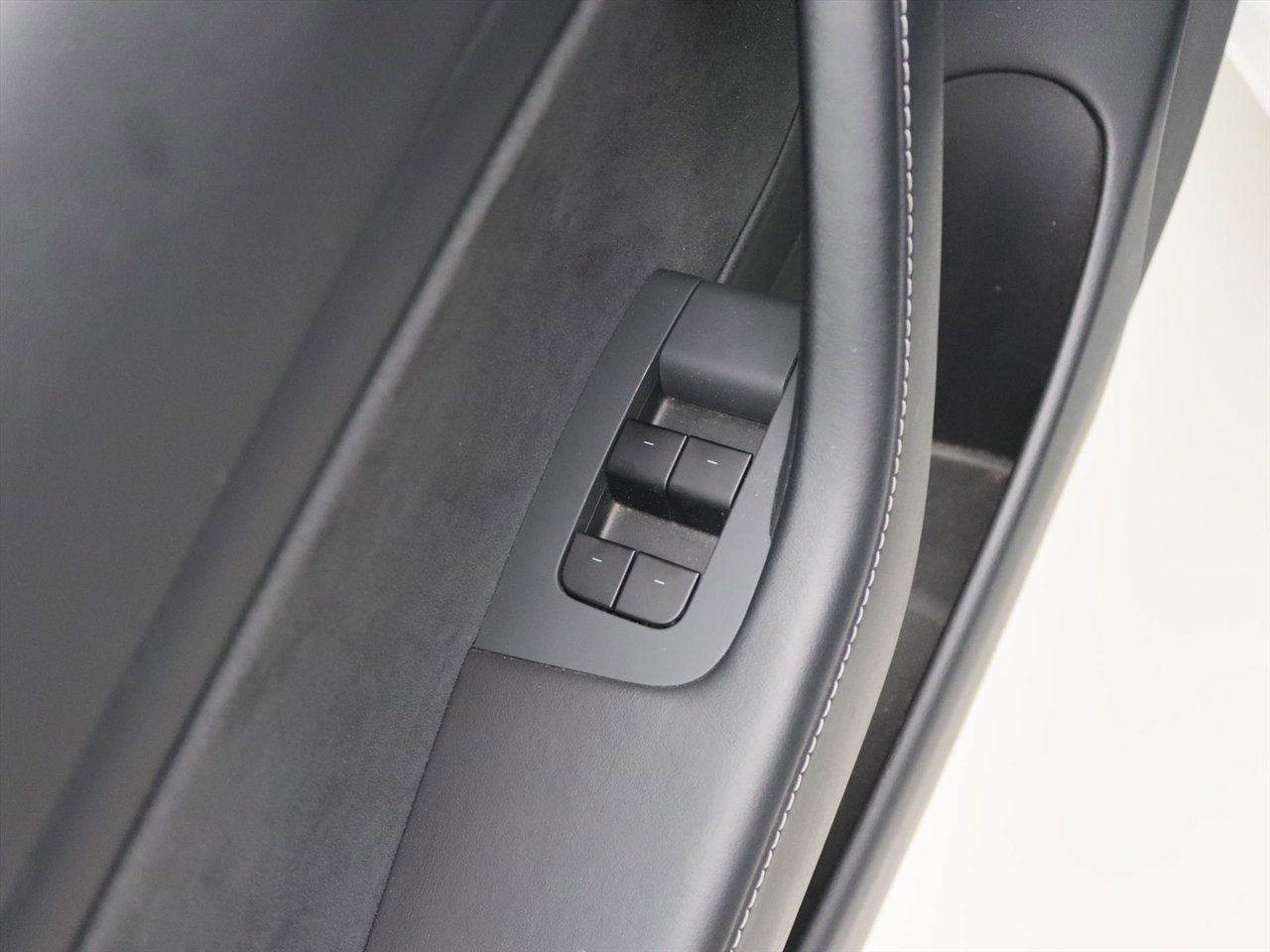 Tesla Model 3 Long-Range AWD 351pk 75 kWh FACELIFT [ WARMTEPOMP+AUTOPILOT+620KM WLTP+PREMIUM AUDIO ] 23