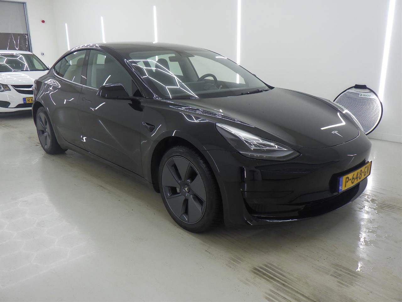 Tesla Model 3 Standard RWD Plus UPGRADE [ RYZEN AMD+LFP-ACCU+WARMTEPOMP+AUTOPILOT+60 kWh+PREMIUM AUDIO ] 4