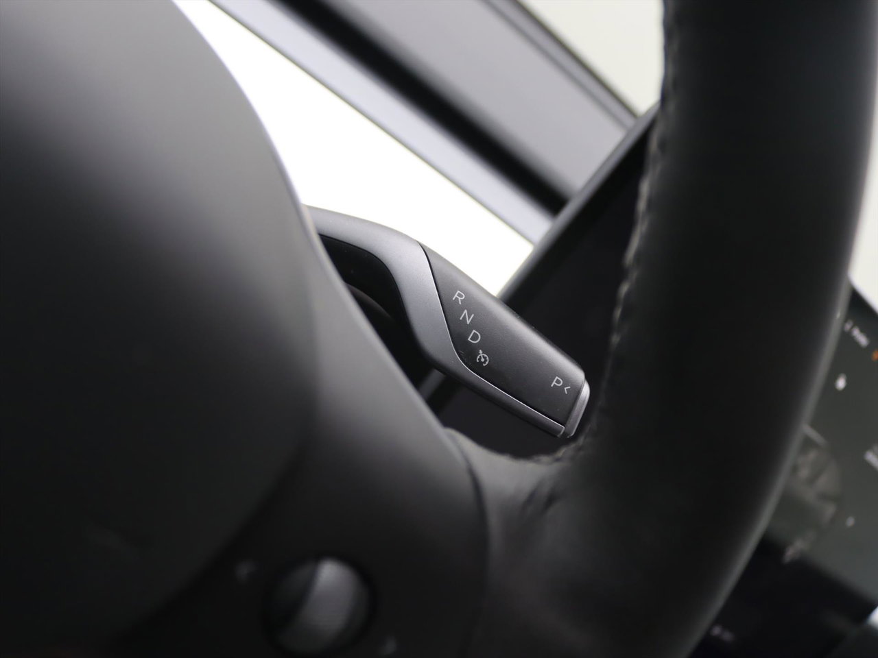 Tesla Model Y Long Range AWD 75kWh 351pk AMD RYZEN 92.4% SoH [ FSD+WIT LEDER+19 INCH+PREMIUM AUDIO ] 21