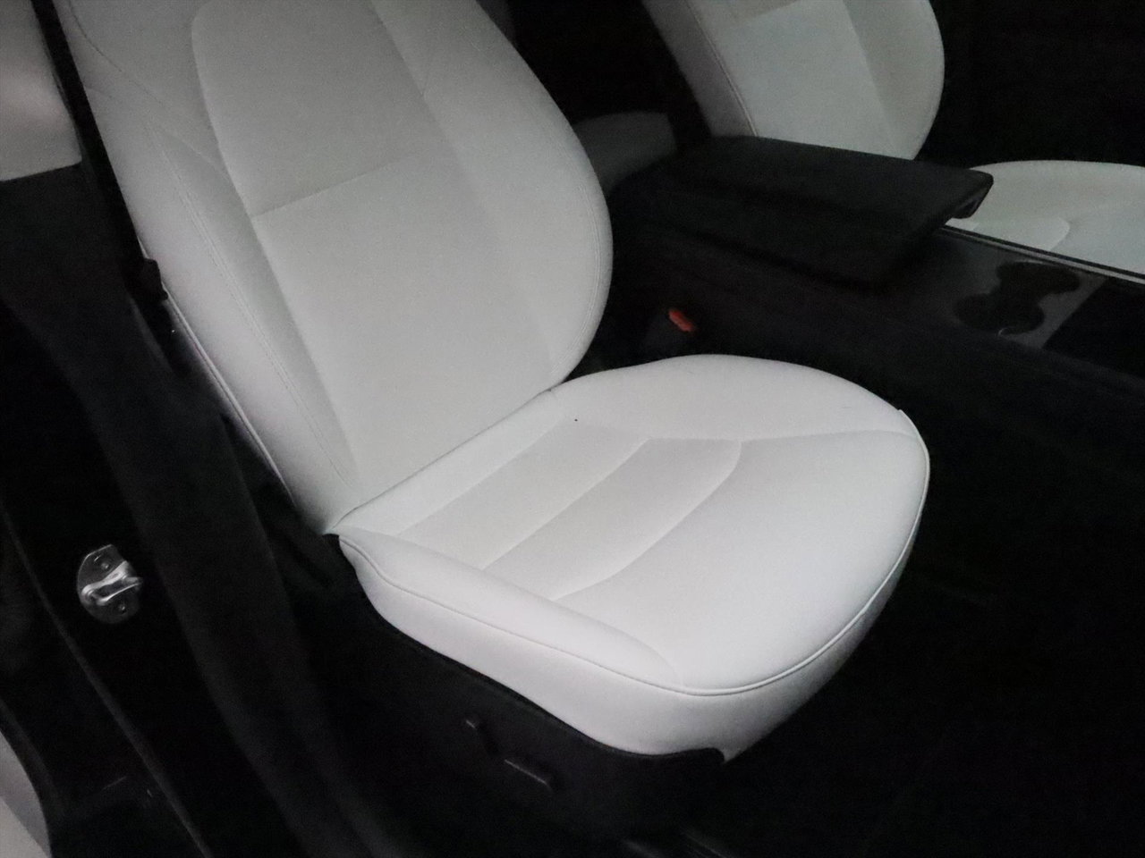 Tesla Model Y Long Range AWD 75kWh 351pk AMD RYZEN 92.4% SoH [ FSD+WIT LEDER+19 INCH+PREMIUM AUDIO ] 16