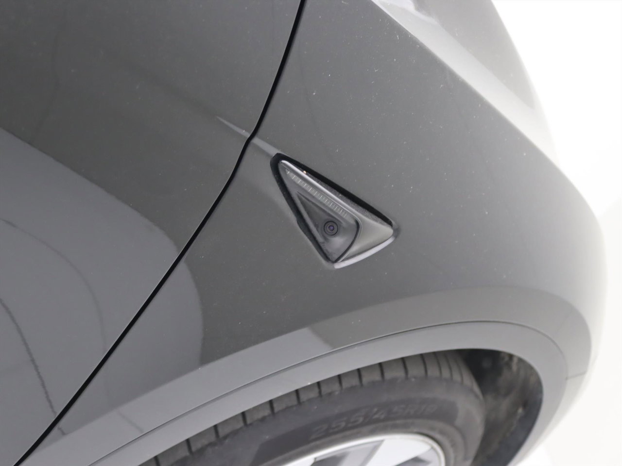 Tesla Model Y Long Range AWD 75kWh 351pk AMD RYZEN 92.4% SoH [ FSD+WIT LEDER+19 INCH+PREMIUM AUDIO ] 25