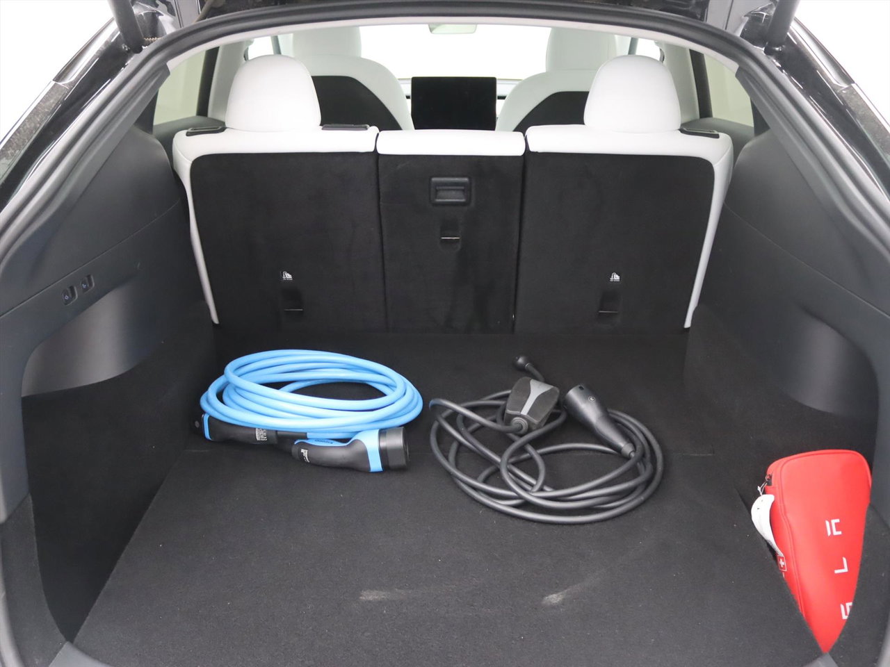 Tesla Model Y Long Range AWD 75kWh 351pk AMD RYZEN 92.4% SoH [ FSD+WIT LEDER+19 INCH+PREMIUM AUDIO ] 23