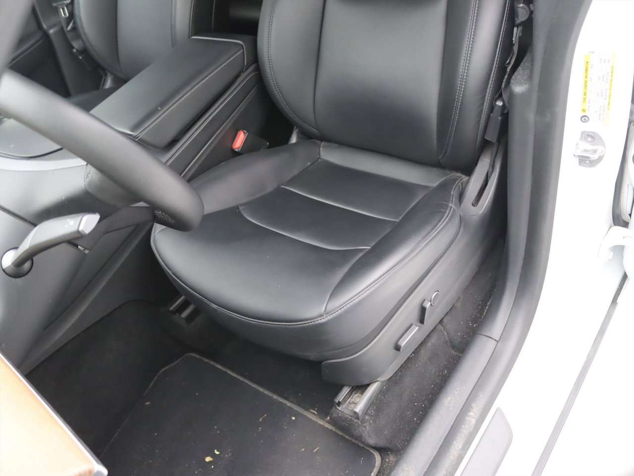 Tesla Model Y Long Range AWD 75kWh 351pk AMD RYZEN 92.5 % Soh [ TREKHAAK+AUTOPILOT+19 INCH+PREMIUM AUDIO ] 28