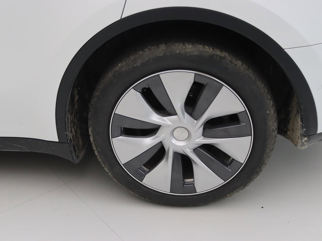 Tesla Model Y Long Range AWD 75kWh 351pk AMD RYZEN 92.5 % Soh [ TREKHAAK+AUTOPILOT+19 INCH+PREMIUM AUDIO ] 25