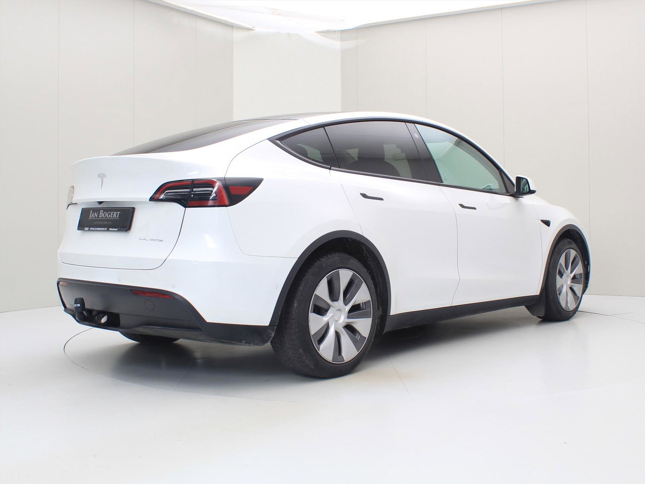 Tesla Model Y Long Range AWD 75kWh 351pk AMD RYZEN 92.5 % Soh [ TREKHAAK+AUTOPILOT+19 INCH+PREMIUM AUDIO ] 4
