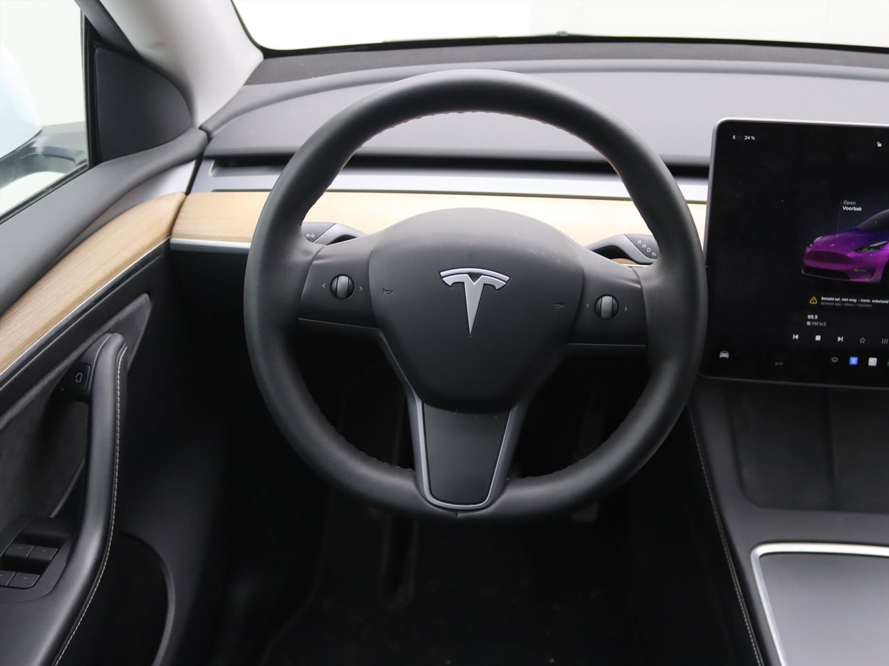 Tesla Model Y Long Range AWD 75kWh 351pk AMD RYZEN 92.5 % Soh [ TREKHAAK+AUTOPILOT+19 INCH+PREMIUM AUDIO ] 21