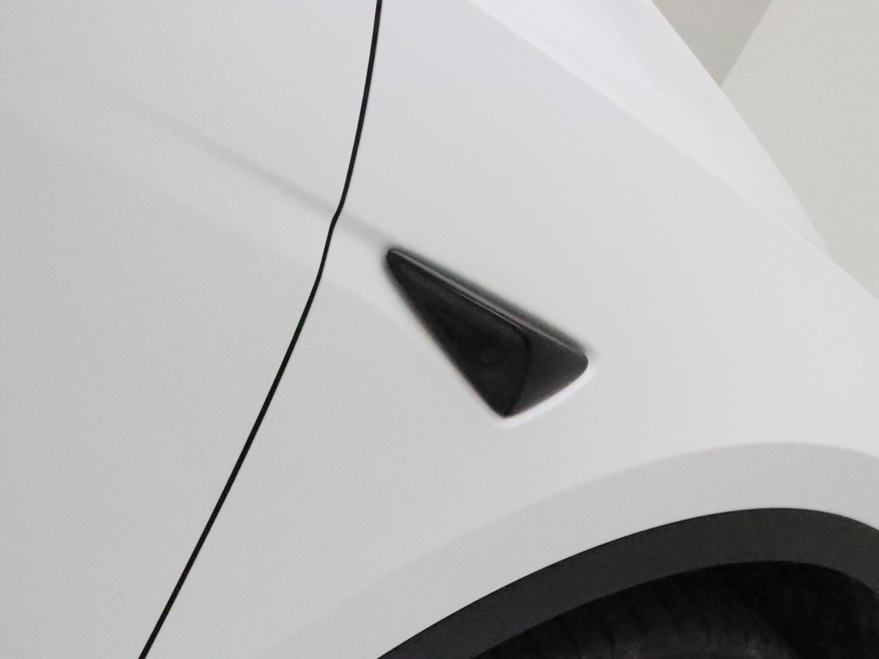 Tesla Model Y Long Range AWD 75kWh 351pk AMD RYZEN 92.5 % Soh [ TREKHAAK+AUTOPILOT+19 INCH+PREMIUM AUDIO ] 16