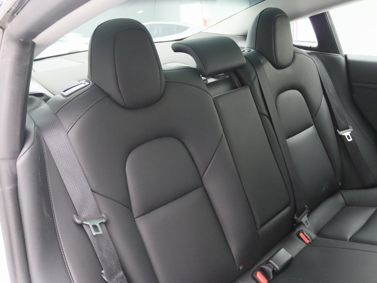 Tesla Model 3 Standard RWD Plus FACELIFT [ LFP-ACCU+WARMTEPOMP+AUTOPILOT+60 kWh+PREMIUM AUDIO ] 13