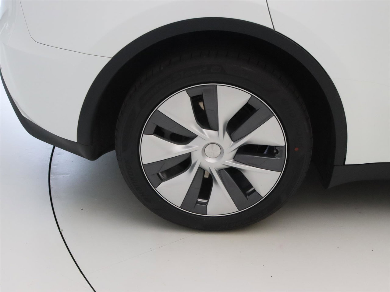 Tesla Model Y Long Range AWD 75kWh 351pk 93.4% SoH [ AMD RYZEN+AUTOPILOT+19 INCH+PREMIUM AUDIO ] 13
