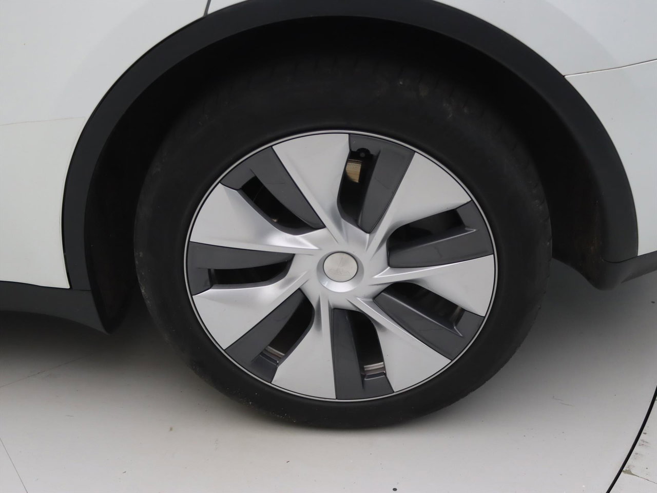 Tesla Model Y Long Range AWD 75kWh 351pk 94.1% SoH [ AMD RYZEN+TREKHAAK+AUTOPILOT+19 INCH+PREMIUM AUDIO ] 24