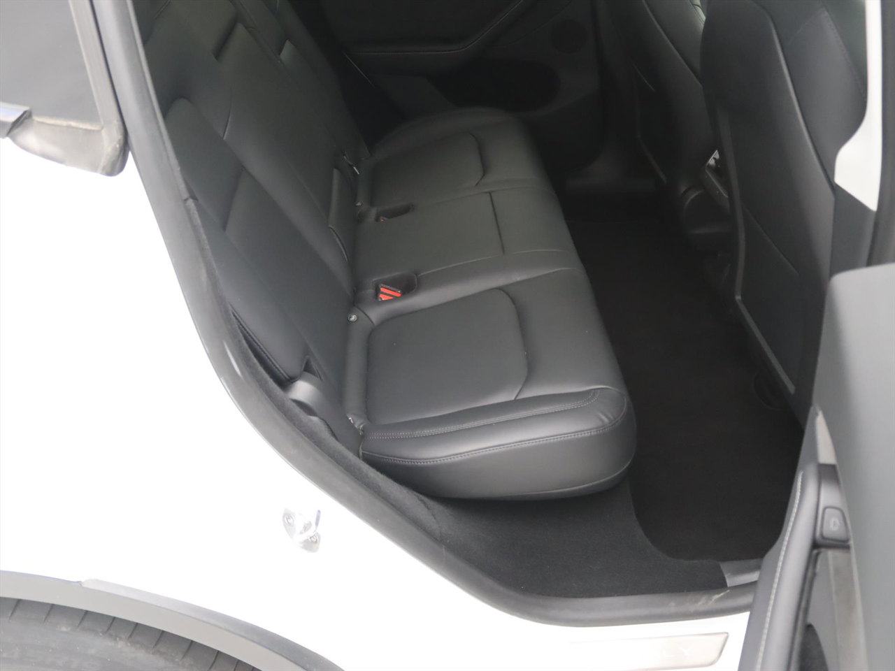 Tesla Model Y Long Range AWD 75kWh 351pk 94.1% SoH [ AMD RYZEN+TREKHAAK+AUTOPILOT+19 INCH+PREMIUM AUDIO ] 17