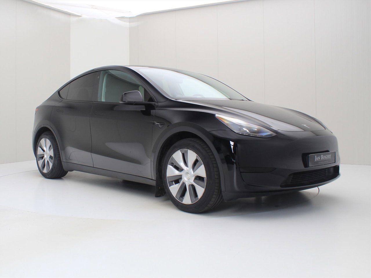 Tesla Model Y Standard RWD Plus [ AMD RYZEN+LFP ACCU+AUTOPILOT+19 INCH+PREMIUM AUDIO ] 4