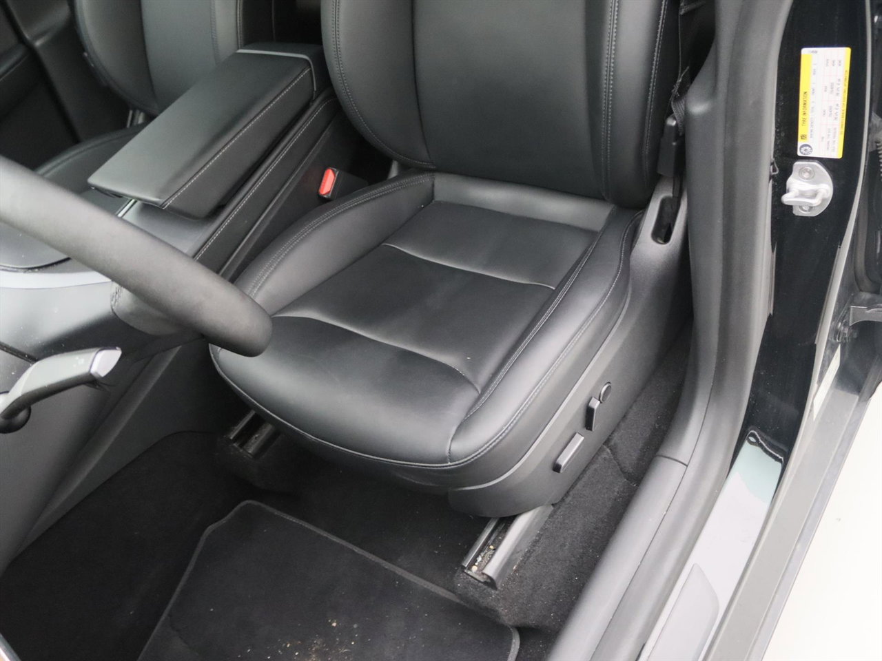 Tesla Model Y Long Range AWD 75kWh 351pk 88.9% SoH [ AMD RYZEN+AUTOPILOT+20 INCH+PREMIUM AUDIO ] 17