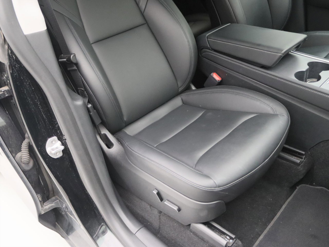 Tesla Model Y Long Range AWD 75kWh 351pk 88.9% SoH [ AMD RYZEN+AUTOPILOT+20 INCH+PREMIUM AUDIO ] 15