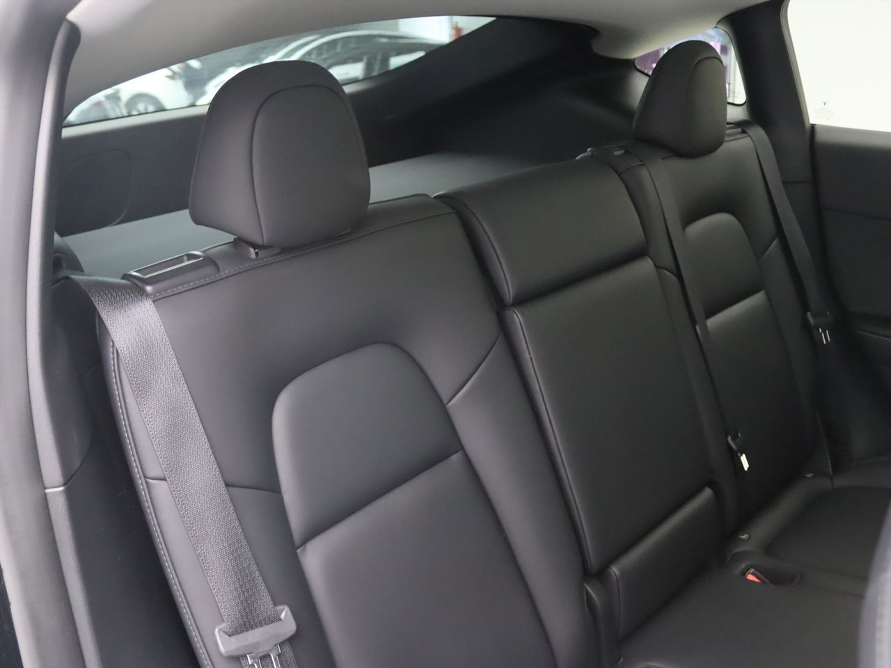 Tesla Model Y Standard RWD Plus 351pk 90.5% SoH [ AMD RYZEN+LFP ACCU+AUTOPILOT+19 INCH+PREMIUM AUDIO ] 13