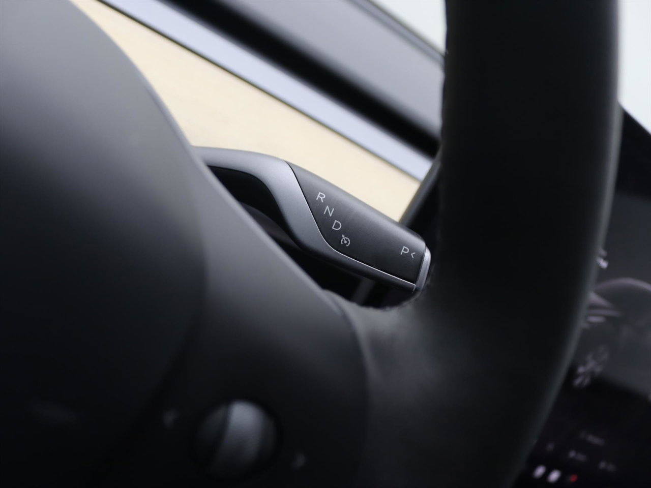 Tesla Model Y Standard RWD Plus 351pk 90.5% SoH [ AMD RYZEN+LFP ACCU+AUTOPILOT+19 INCH+PREMIUM AUDIO ] 23