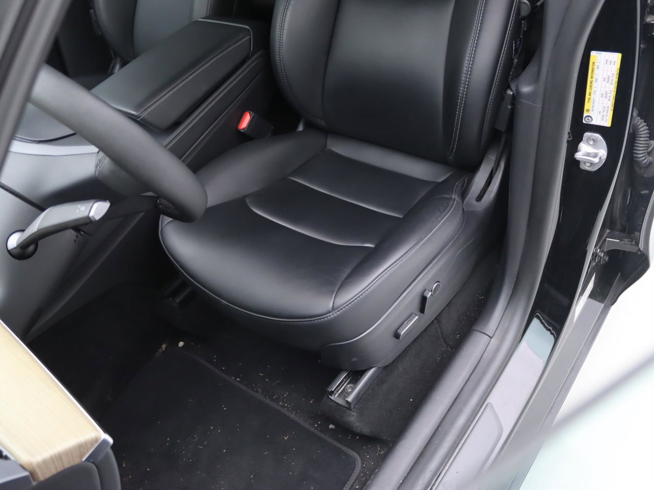 Tesla Model Y Standard RWD Plus 351pk 90.5% SoH [ AMD RYZEN+LFP ACCU+AUTOPILOT+19 INCH+PREMIUM AUDIO ] 17