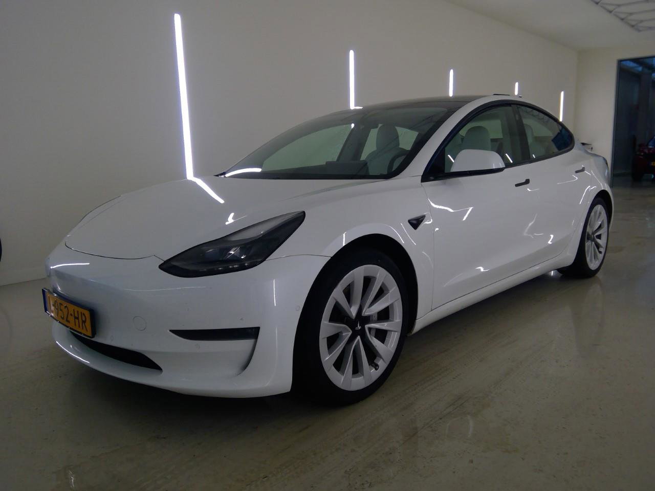 Tesla Model 3 Standard RWD Plus FACELIFT 89% SoH [ WIT LEDER+TREKHAAK+WARMTEPOMP+AUTOPILOT ]