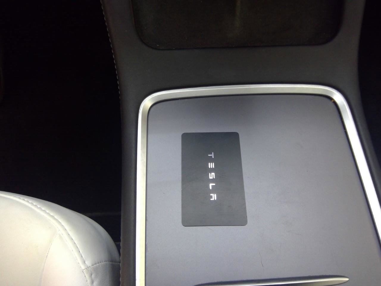 Tesla Model 3 Standard RWD Plus FACELIFT 89% SoH [ WIT LEDER+TREKHAAK+WARMTEPOMP+AUTOPILOT ] 18