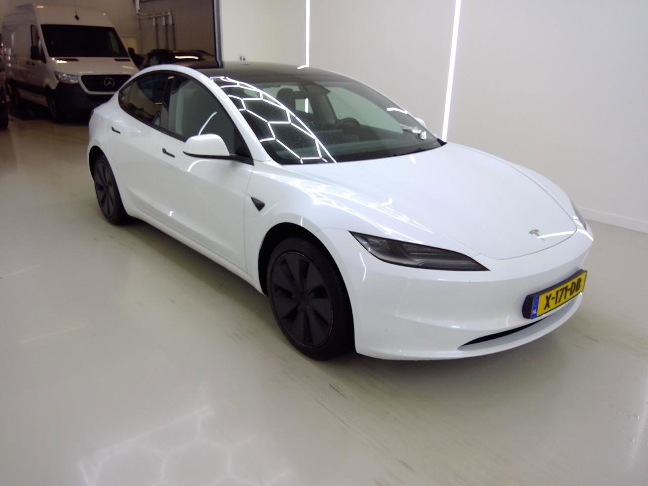 Tesla Model 3 Standard RWD Plus Highland 97% SoH [ HW4+LFP-ACCU+AUTOPILOT+60 kWh+PREMIUM AUDIO ] 7