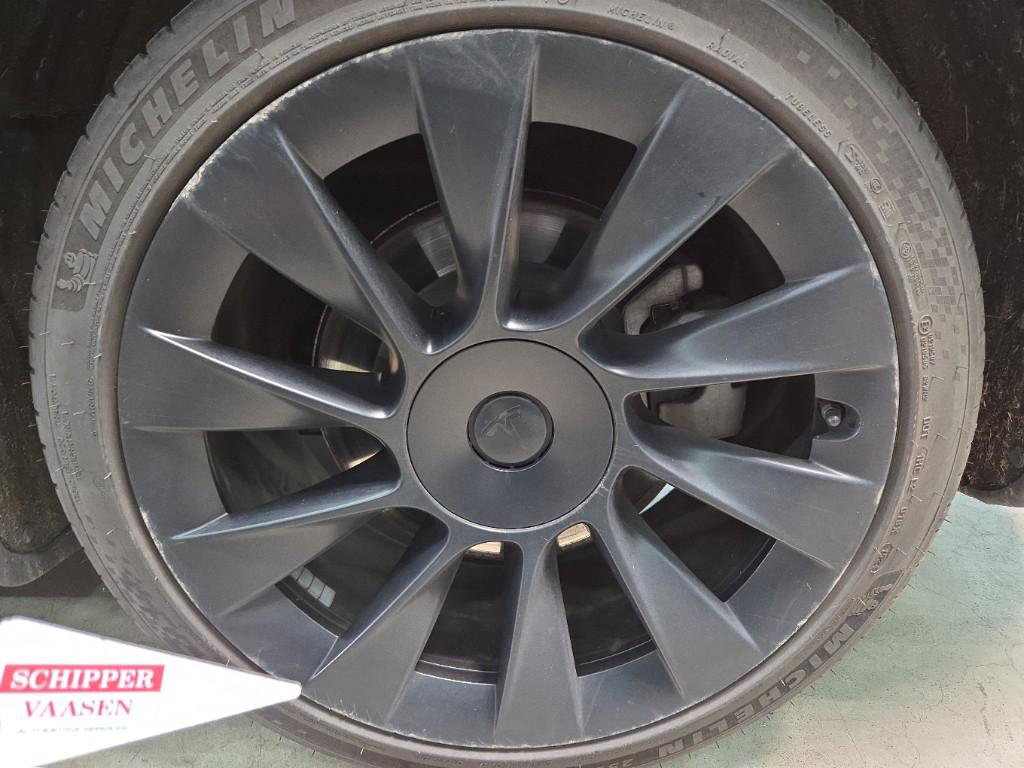 Tesla Model Y Long-Range AWD 351pk 75 kWh [ AMD RYZEN+AUTOPILOT+20 INCH+533KM WLTP+PREMIUM AUDIO ] 8