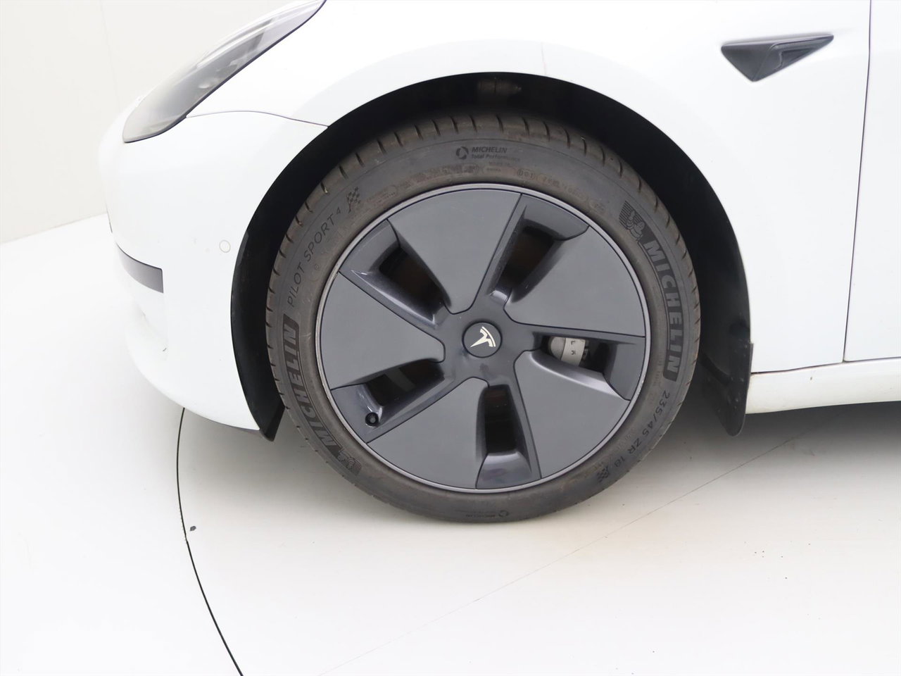 Tesla Model 3 Standard RWD Plus FACELIFT [ AMD RYZEN+TREKHAAK+LFP-ACCU+WARMTEPOMP+AUTOPILOT ] 11