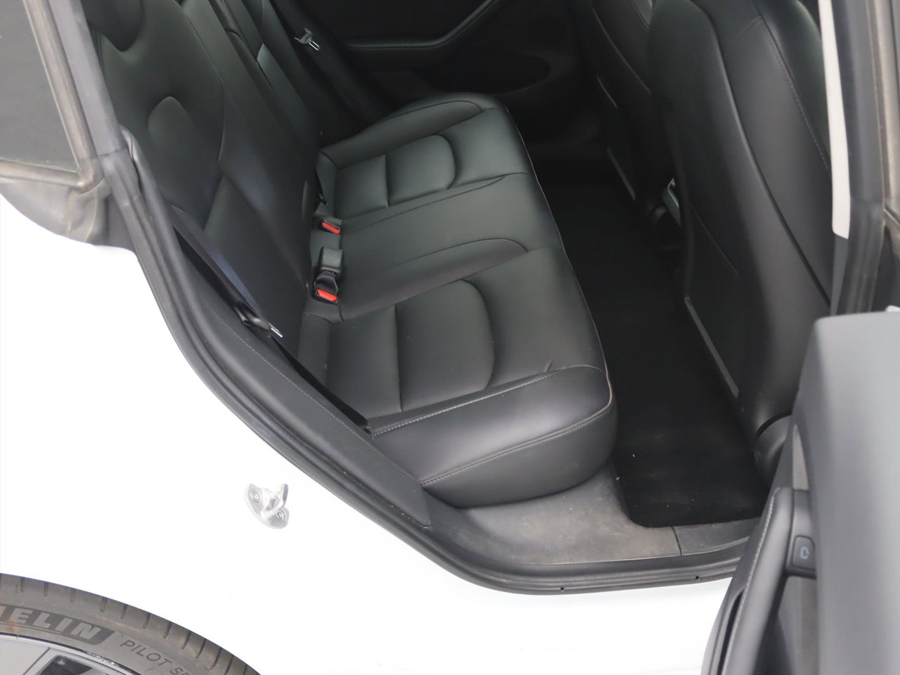 Tesla Model 3 Standard RWD Plus FACELIFT [ AMD RYZEN+TREKHAAK+LFP-ACCU+WARMTEPOMP+AUTOPILOT ] 13