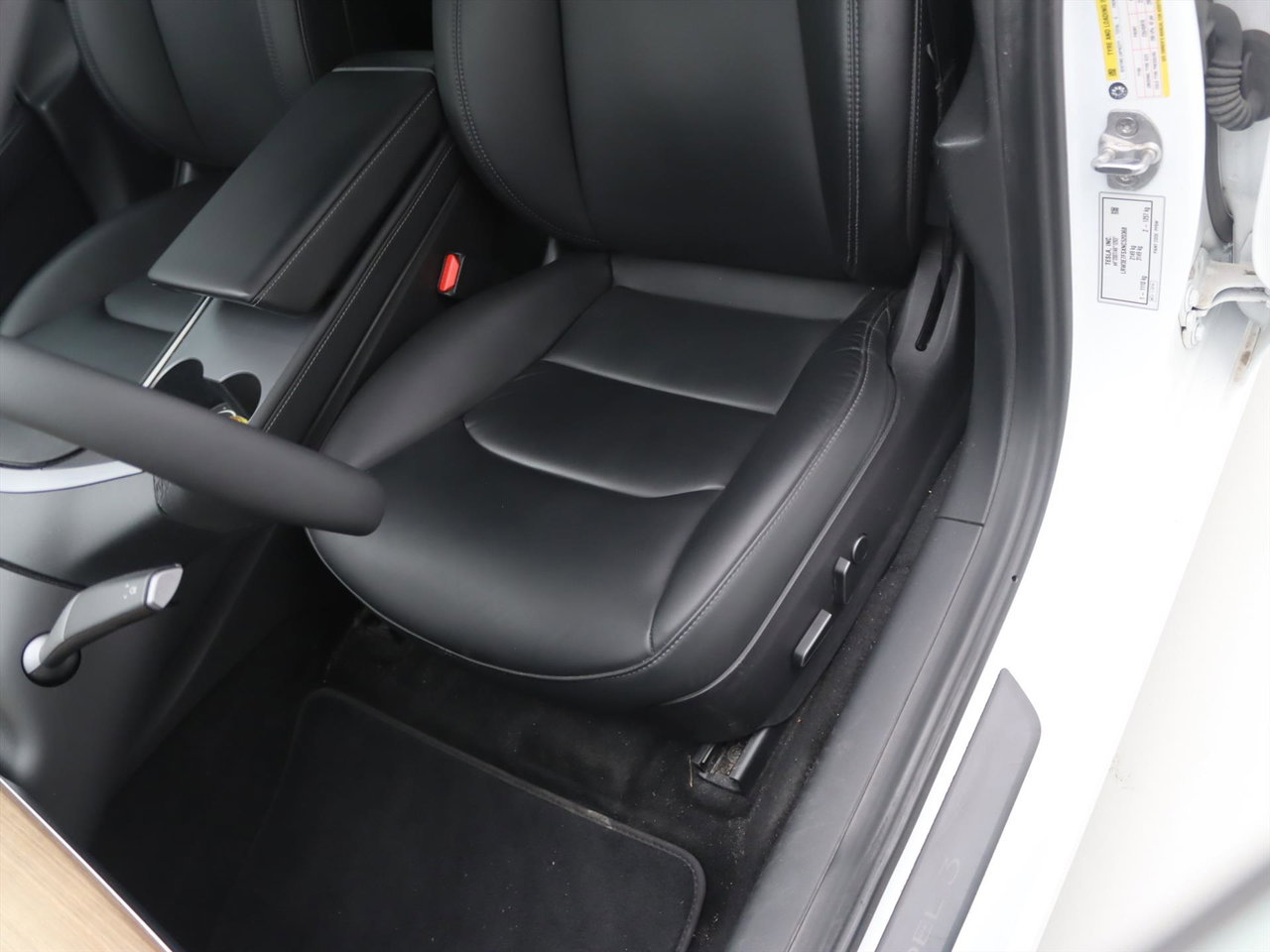 Tesla Model 3 Standard RWD Plus FACELIFT [ AMD RYZEN+TREKHAAK+LFP-ACCU+WARMTEPOMP+AUTOPILOT ] 17