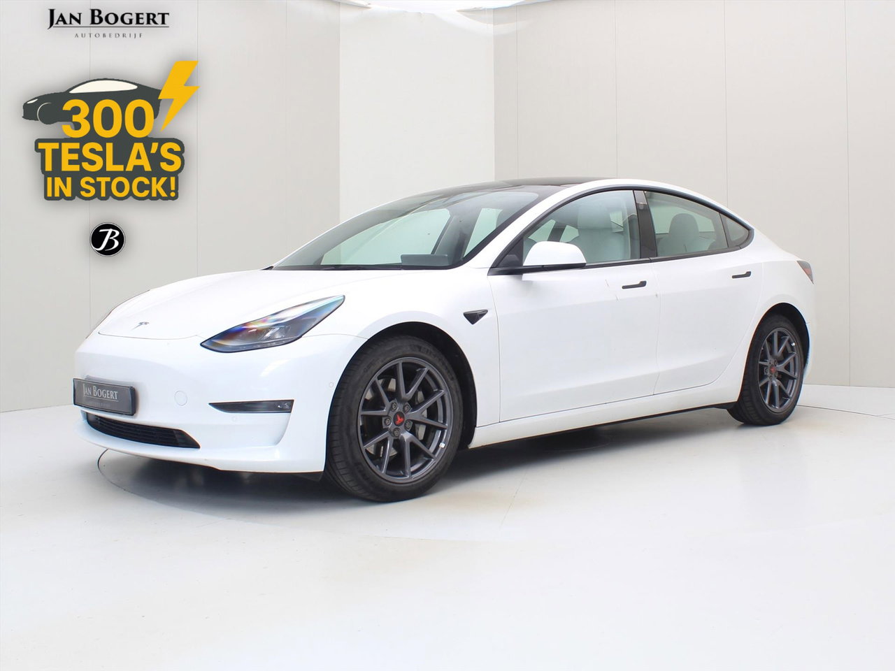Tesla Model 3 Long-Range AWD 351pk 75 kWh UPGRADE [ WIT LEDER+RYZEN AMD+WARMTEPOMP+AUTOPILOT ]